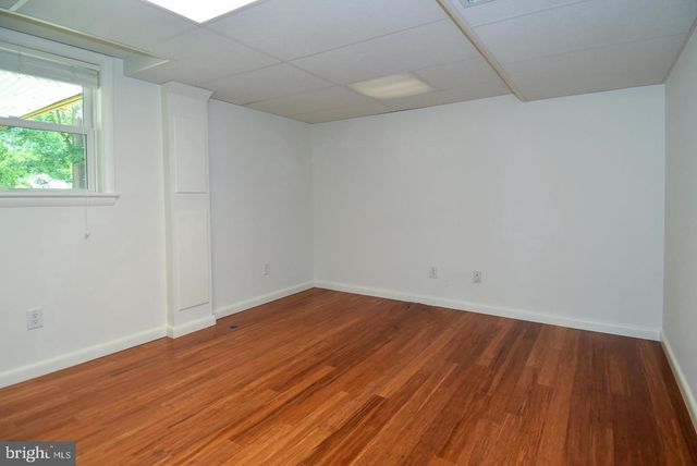 606 KINGSLEY RD SW, Vienna, VA 22180