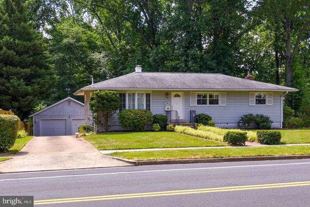 606 KINGSLEY RD SW, Vienna, VA 22180