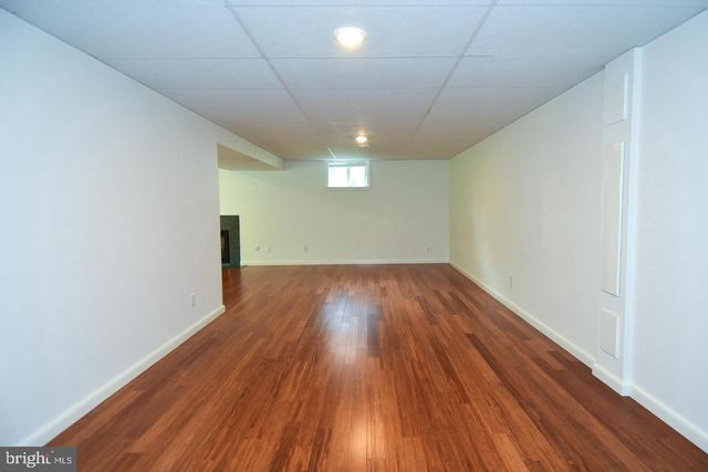 606 KINGSLEY RD SW, Vienna, VA 22180