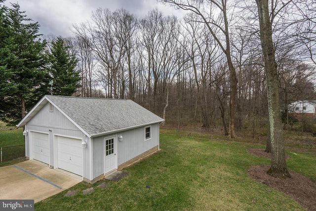 606 KINGSLEY RD SW, Vienna, VA 22180