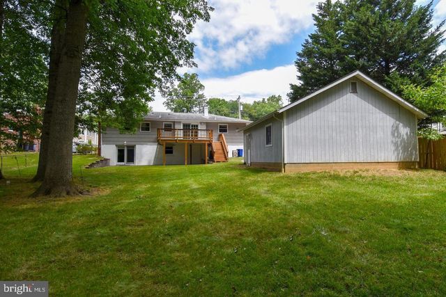 606 KINGSLEY RD SW, Vienna, VA 22180