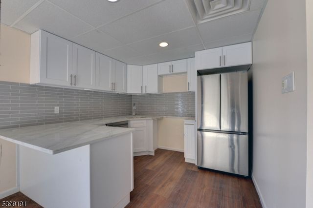 90 Dewey St, Bloomfield Twp., NJ 07003