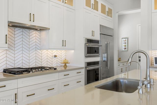 1237 W CHERRYWOOD Drive, San Tan Valley, AZ 85140
