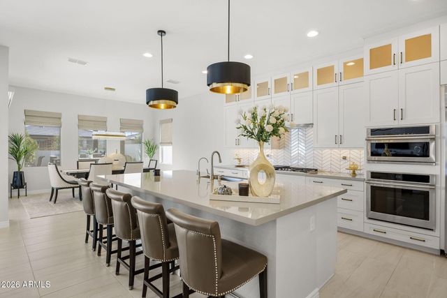1237 W CHERRYWOOD Drive, San Tan Valley, AZ 85140