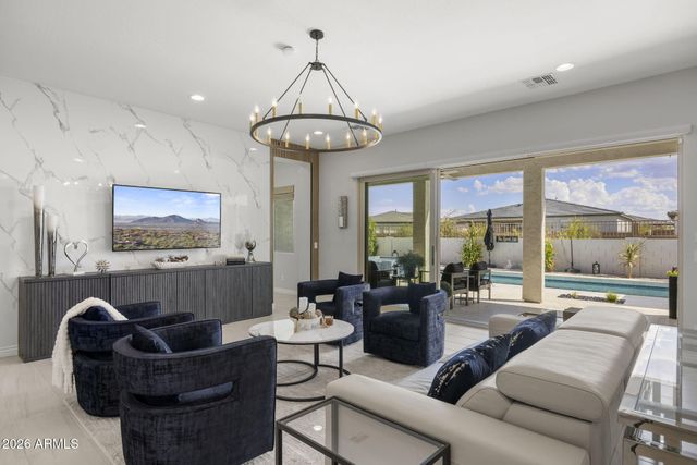 1237 W CHERRYWOOD Drive, San Tan Valley, AZ 85140