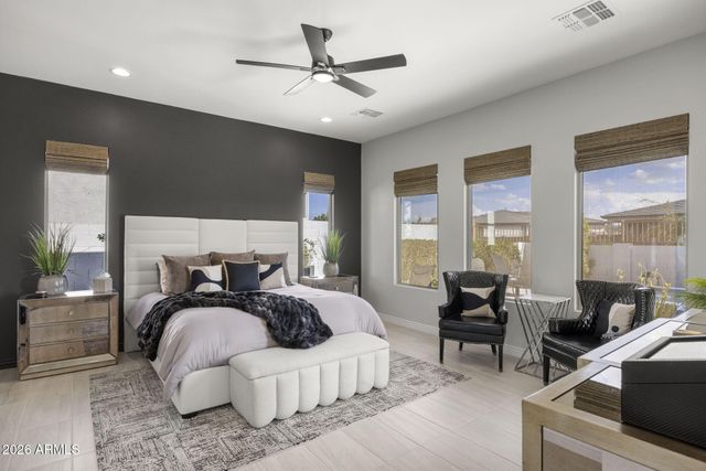 1237 W CHERRYWOOD Drive, San Tan Valley, AZ 85140