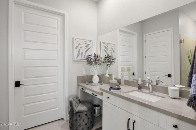 1237 W CHERRYWOOD Drive, San Tan Valley, AZ 85140