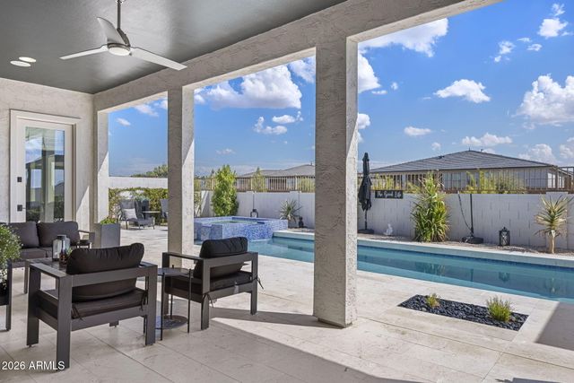 1237 W CHERRYWOOD Drive, San Tan Valley, AZ 85140