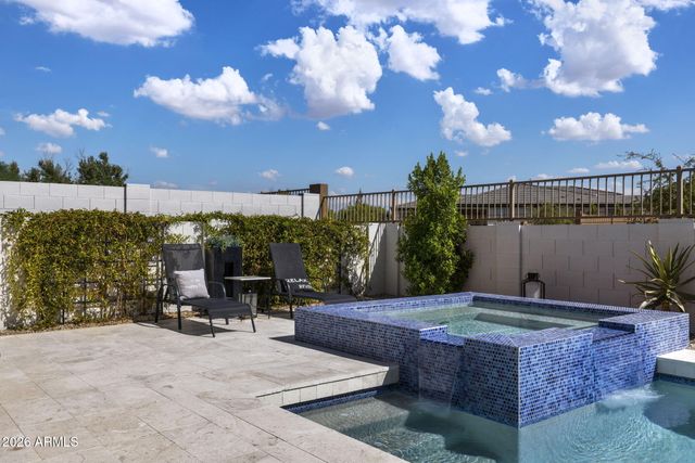1237 W CHERRYWOOD Drive, San Tan Valley, AZ 85140