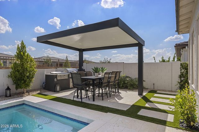 1237 W CHERRYWOOD Drive, San Tan Valley, AZ 85140