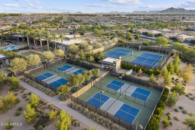 1237 W CHERRYWOOD Drive, San Tan Valley, AZ 85140