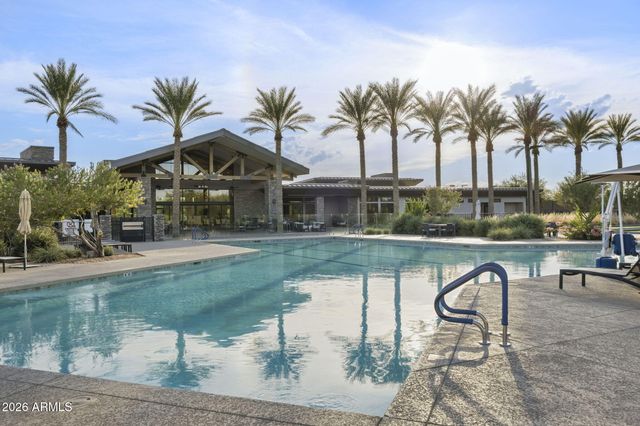 1237 W CHERRYWOOD Drive, San Tan Valley, AZ 85140