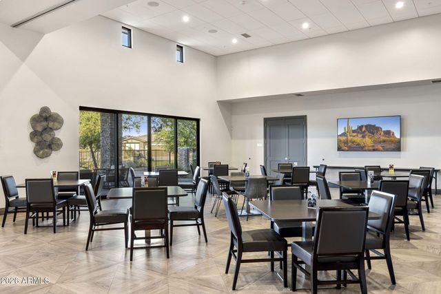 1237 W CHERRYWOOD Drive, San Tan Valley, AZ 85140