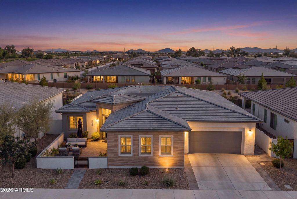 1237 W CHERRYWOOD Drive, San Tan Valley, AZ 85140 — photo 2
