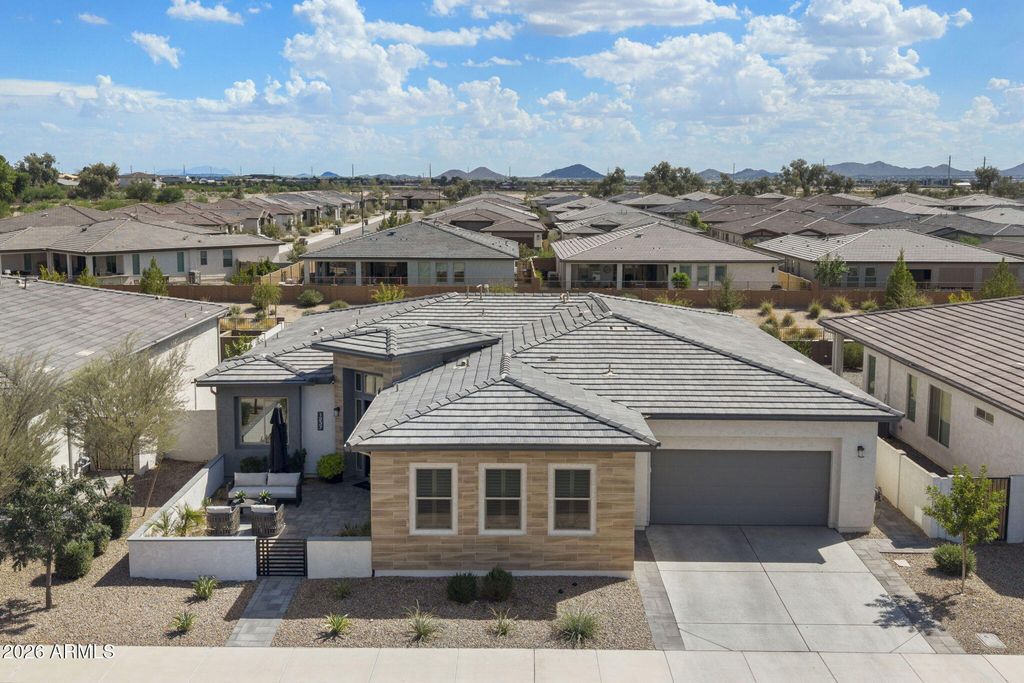 1237 W CHERRYWOOD Drive, San Tan Valley, AZ 85140 — photo 3
