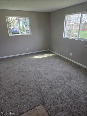 894 N Carpenter Road, Brunswick, OH 44212