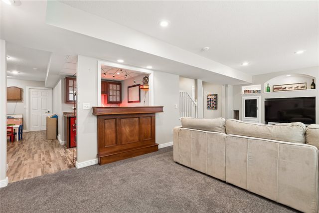 2260 Timber Creek Drive, Marion, IA 52302