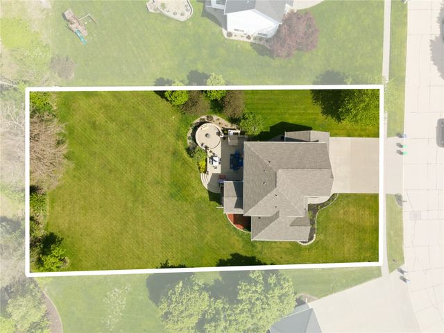 2260 Timber Creek Drive, Marion, IA 52302