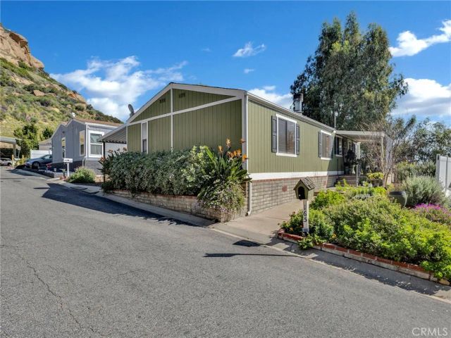 24425 Woolsey Canyon 165, West Hills, CA 91304