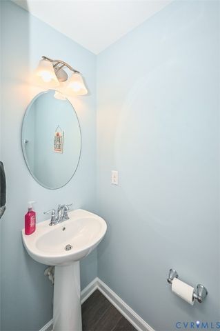 8990 Ringview Dr, Mechanicsville, VA 23116