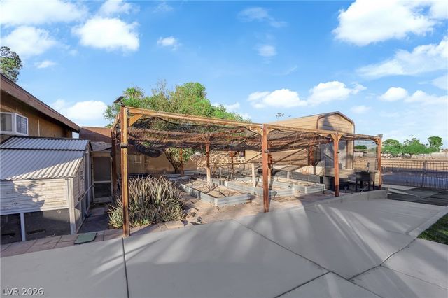 5513 Avenida Vaquero, Las Vegas, NV 89108