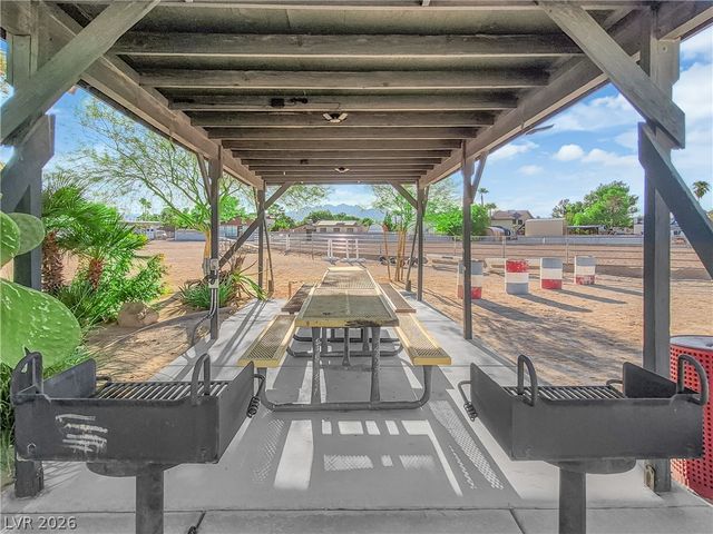 5513 Avenida Vaquero, Las Vegas, NV 89108