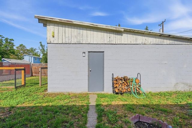 3411 N Marguerite Rd, Millwood, WA 99212