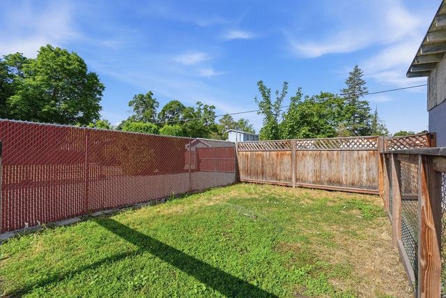 3411 N Marguerite Rd, Millwood, WA 99212