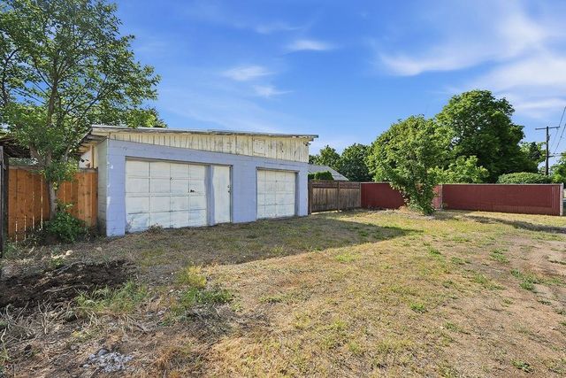 3411 N Marguerite Rd, Millwood, WA 99212