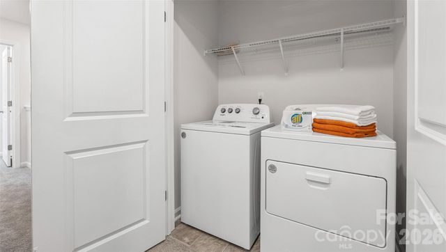 26 Caroline Valley Lane, Hendersonville, NC 28792
