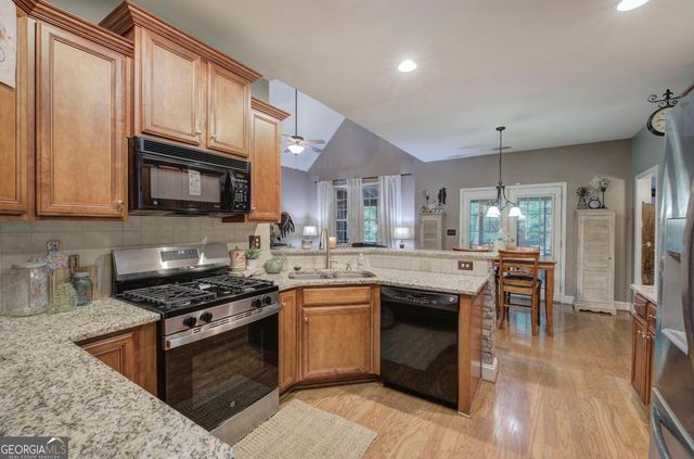 346 Thorn Creek Way, Dallas, GA 30157