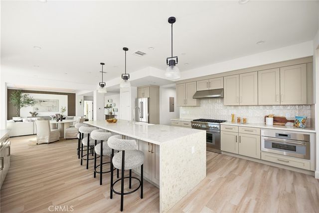 608 Baldwin Court, Sierra Madre, CA 91024