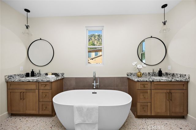 608 Baldwin Court, Sierra Madre, CA 91024
