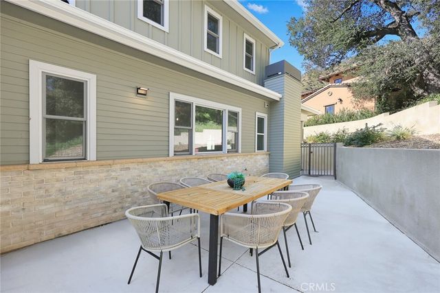 608 Baldwin Court, Sierra Madre, CA 91024