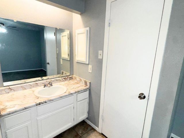 4806 Ripple Creek Drive, Baytown, TX 77521