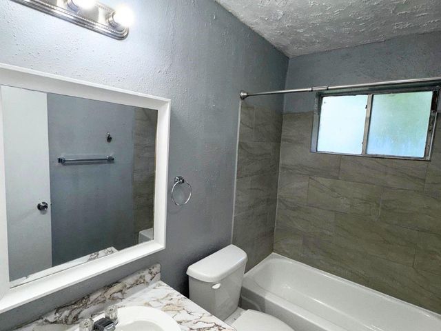 4806 Ripple Creek Drive, Baytown, TX 77521