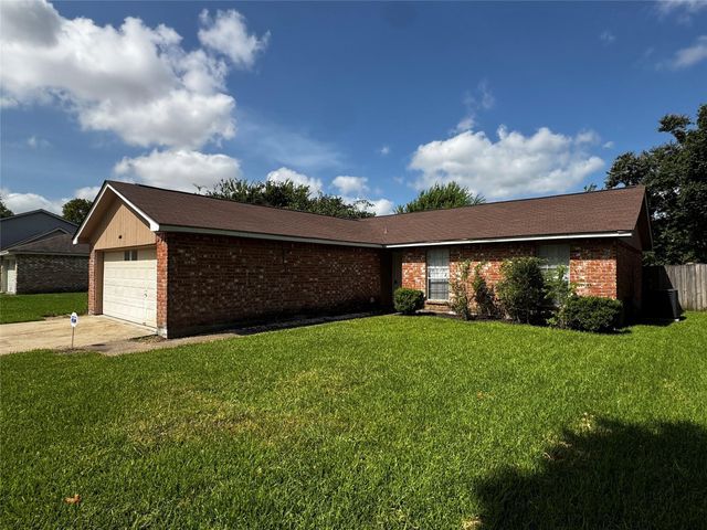 4806 Ripple Creek Drive, Baytown, TX 77521