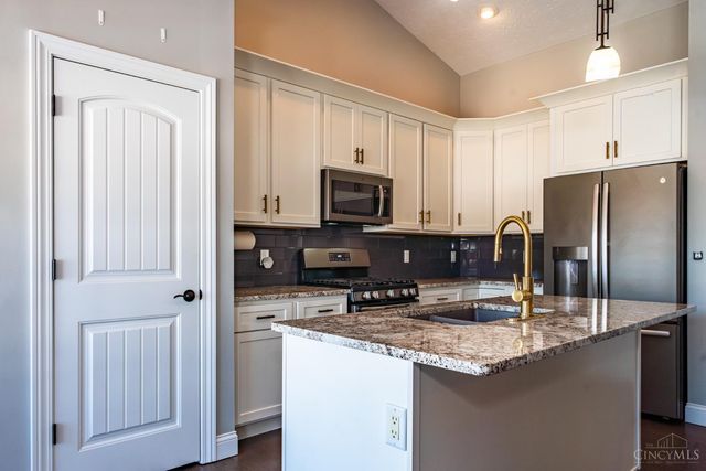 29 Louise Drive, Springboro, OH 45066