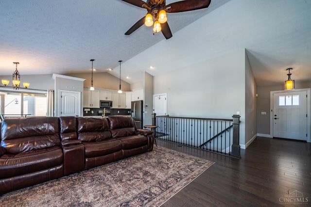 29 Louise Drive, Springboro, OH 45066