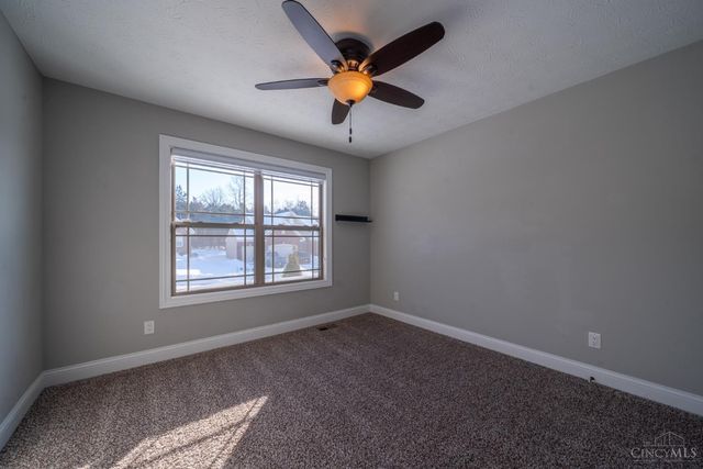 29 Louise Drive, Springboro, OH 45066