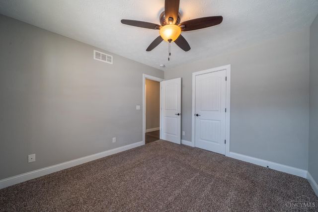 29 Louise Drive, Springboro, OH 45066