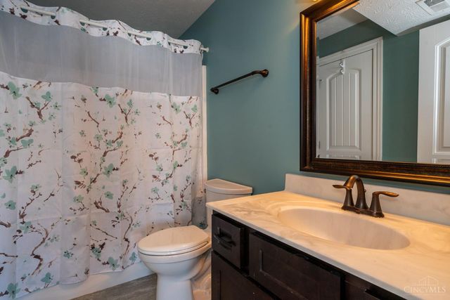 29 Louise Drive, Springboro, OH 45066