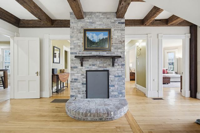 935 Union Street, Manchester, NH 03104