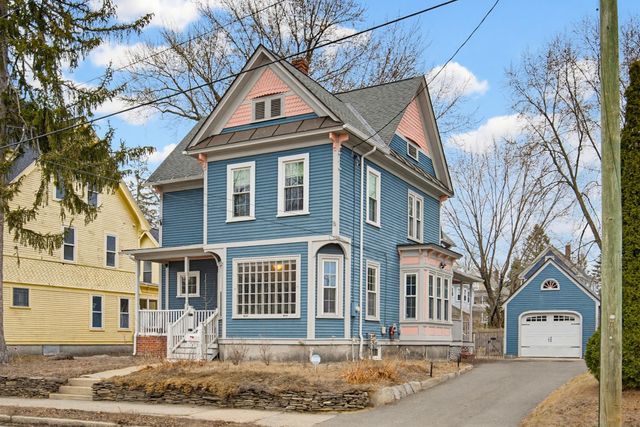 935 Union Street, Manchester, NH 03104