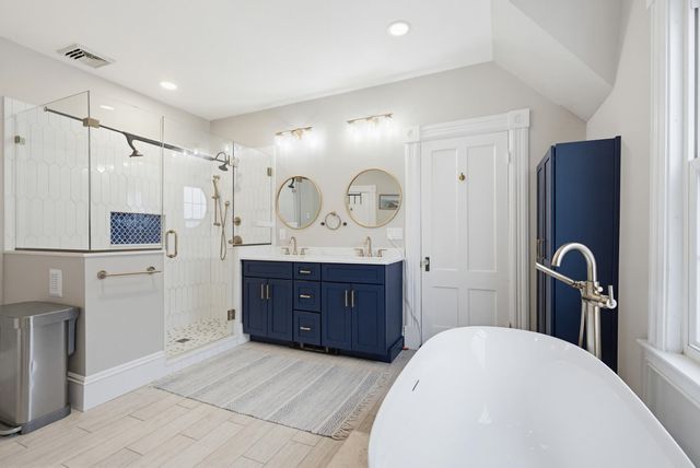 935 Union Street, Manchester, NH 03104