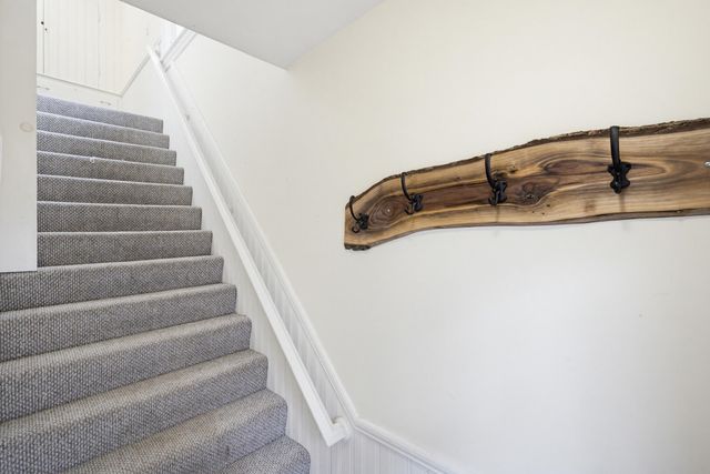 935 Union Street, Manchester, NH 03104