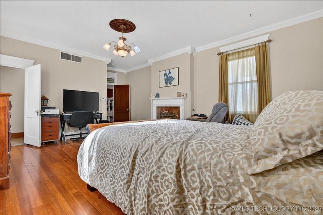 321 W Cherokee Avenue, Nowata, OK 74048