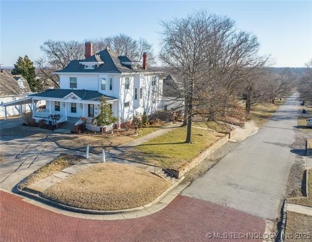 321 W Cherokee Avenue, Nowata, OK 74048