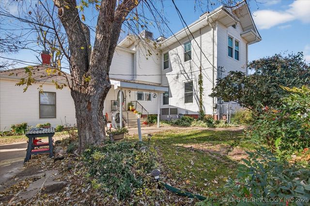 321 W Cherokee Avenue, Nowata, OK 74048