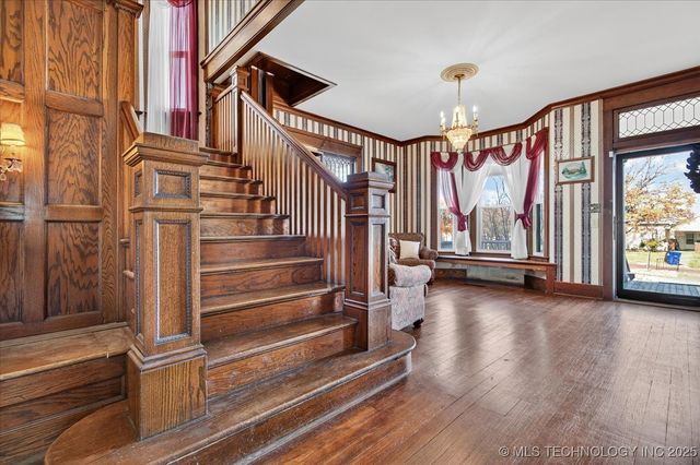 321 W Cherokee Avenue, Nowata, OK 74048